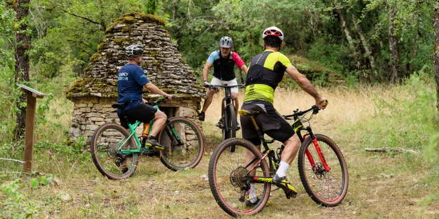 VTT Pech Curet