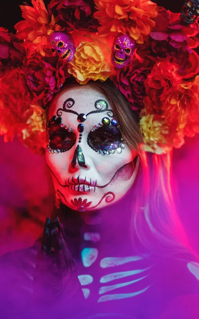 690822 Halloween 2021 A Paris Dia De Los Muertos Sur Un Rooftop Canon De Montmartre