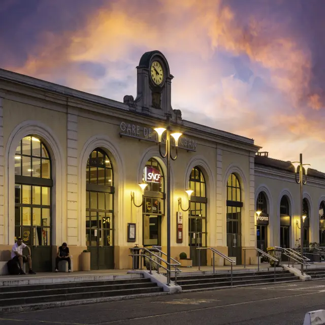 Europa, Francia, Occitanie, Midi-Pyrénées, Tarn-et-Garonne, Montauban, Villebourbon, // Europa, Francia, Occitanie, Midi-Pyrénées, Tarn-et-Garonne, Montauban, Villebourbon,