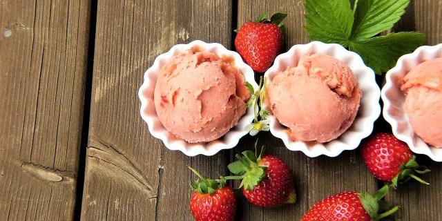 Helado De Fresa@image Par Silvia De Pixabay