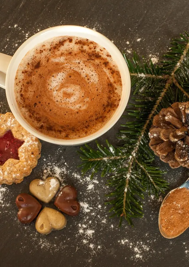 Chocolate caliente@imagen de Sabrina Ripke de Pixabay