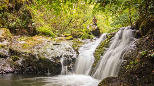 Cascade du ruisseau du Bervezou, dans le Ségala.