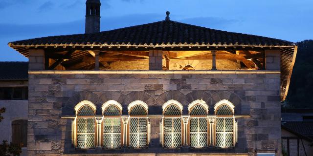 Superbe Hôtel de la Monnaie de Figeac