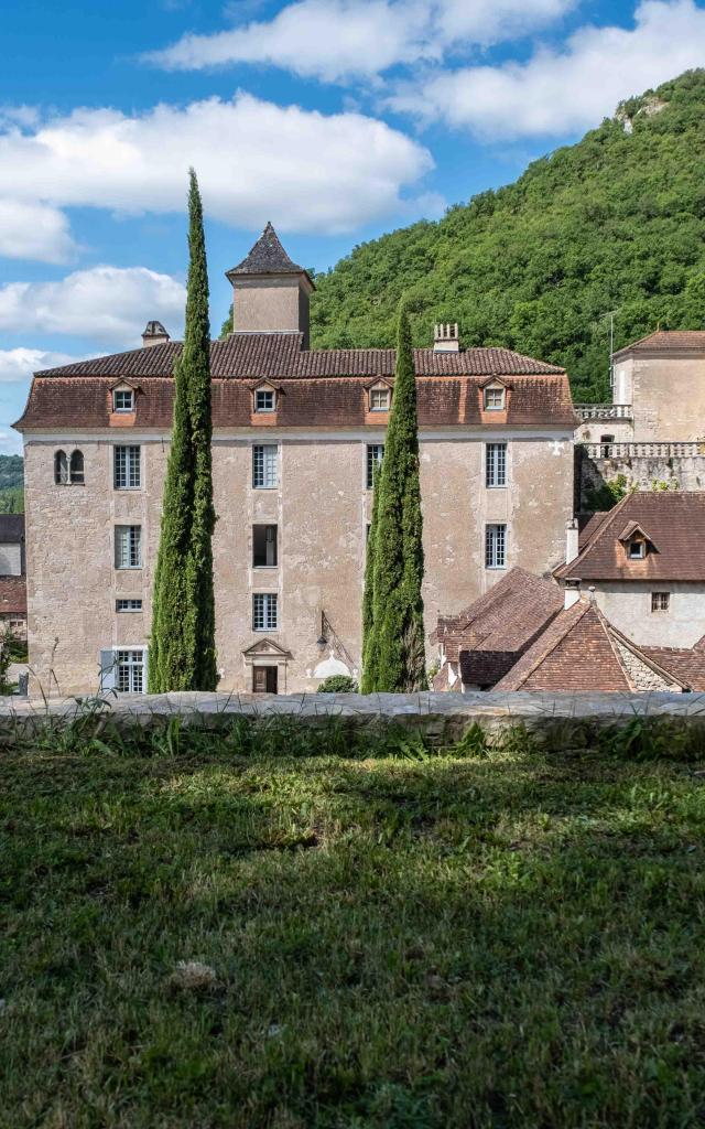 Verger au Château de Larnagol, vallée du Lot