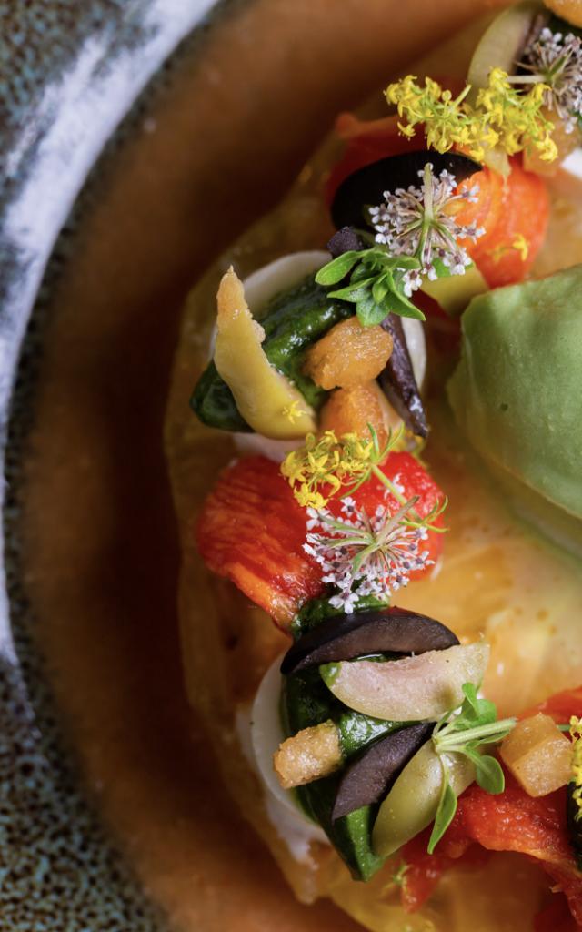 Assiette colorée et appétissante Restaurant du Viguier du Roy