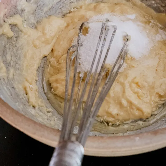 Préparation de la pescajoune aux pommes