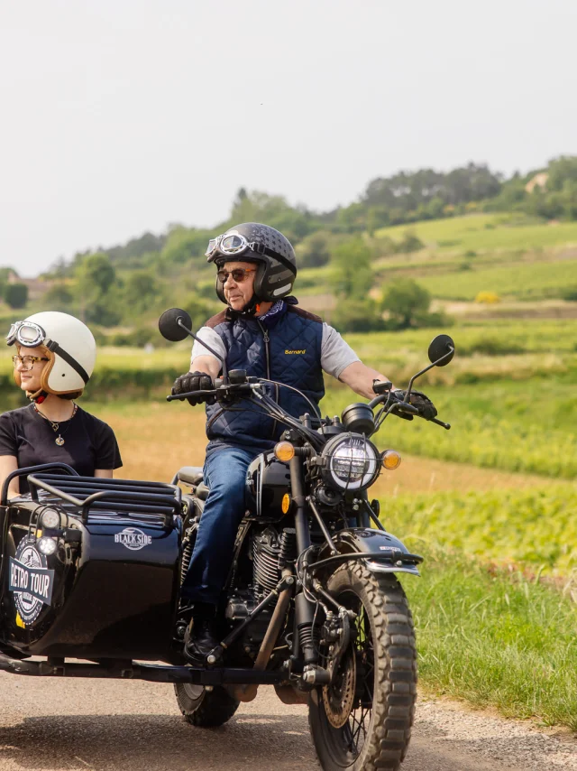 Side Car sur la Route des Grands Crus de Bourgogne