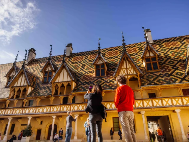 Hôtel-Dieu des Hospices civiles de Beaune - Route des Grands Crus de Bourgogne