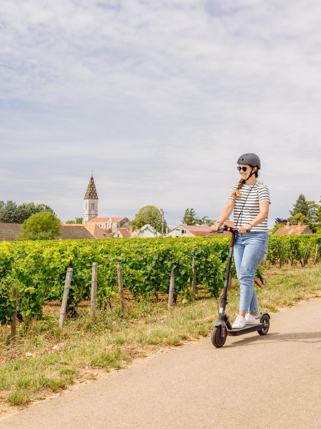 Trotinettes Electriques sur la Route des Grands Crus de Bourgogne