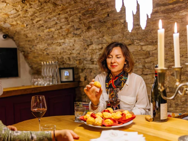 Hôtel le Cep à Beaune, Dégustation et gougères
