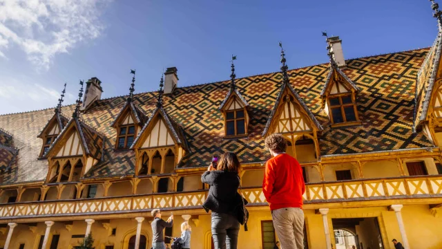Hôtel-Dieu des Hospices de Beaune - Route des Grands Crus de Bourgogne