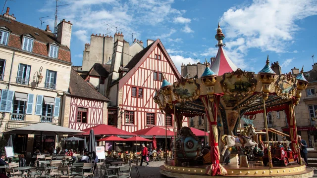 Place François Rude à Dijon