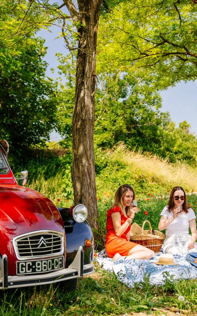 Excursion en 2CV dans les vignes en Côte-d'Or