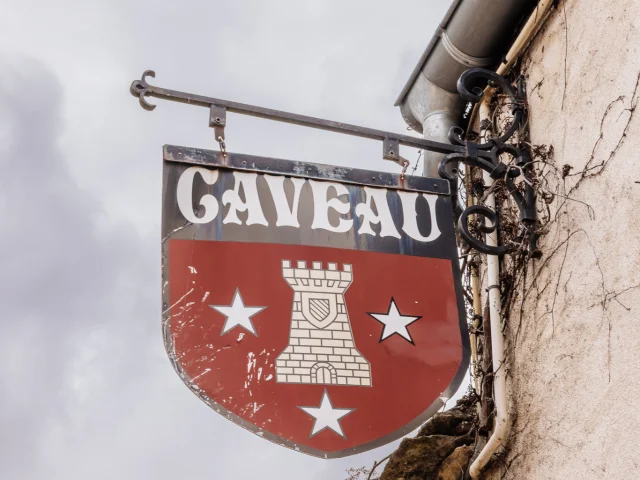 Savigny Les Beaune - Route des Grands Crus de Bourgogne