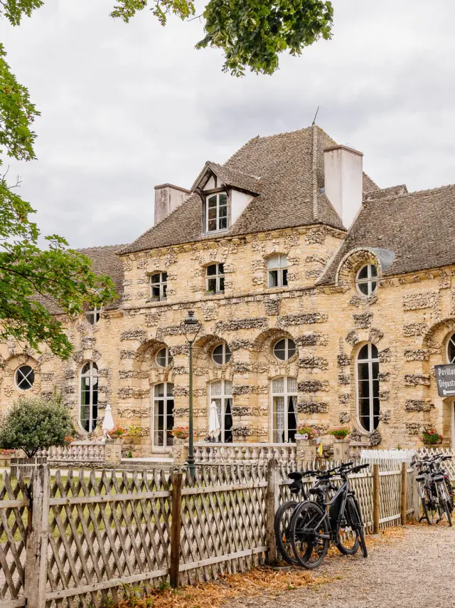 Savigny Les Beaune - Route des Grands Crus de Bourgogne