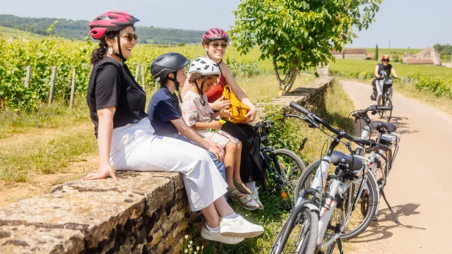 Vélo sur la Voie des Vignes en Côte-d'Or