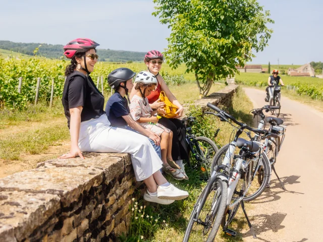 Vélo sur la Voie des Vignes en Côte-d'Or