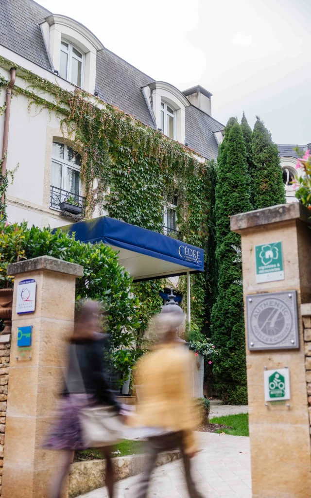 Hostellerie Cèdre & Spa Beaune Chambre