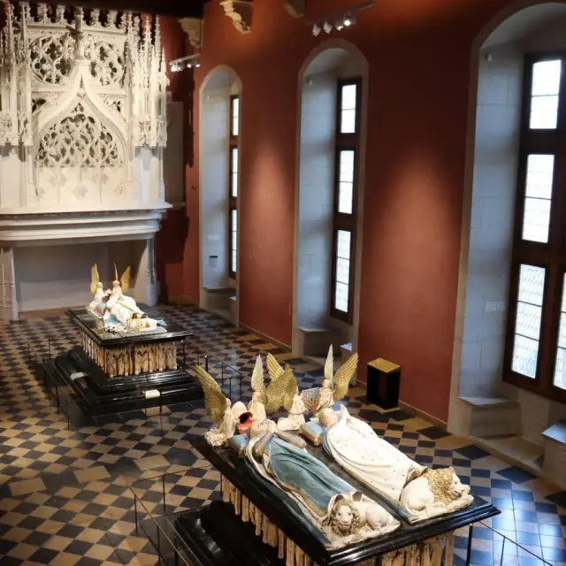 Tombeau des Ducs de Bourgogne au Palais des Ducs et des Etats de Dijon
