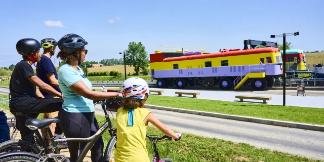 Fahrradtour um den Wasserhang von Montech entlang des Seitenkanals der Garonne.