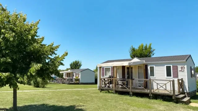 Camping Paradis Vallee Du Lot