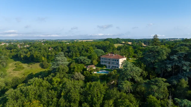 Chambre Dhotes Domaine De Bernou La Croix Blanche Les Coflocs 9 Min