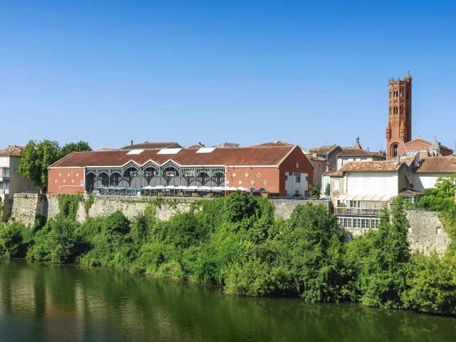 Halle