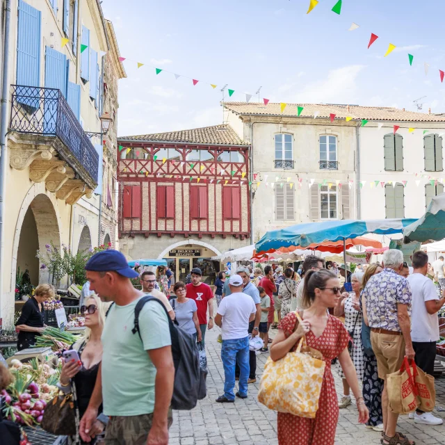 Marché traditionnel de Villeneuve-sur-Lot