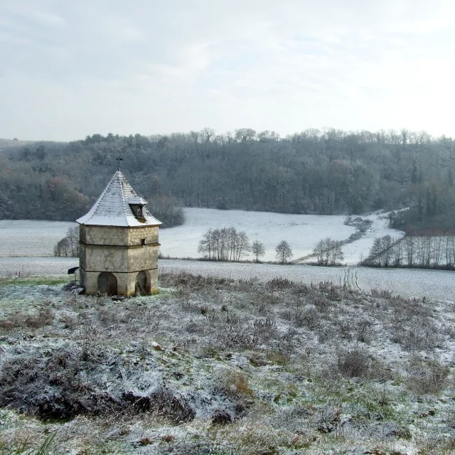 Pigeonnier de Guirot, Castella