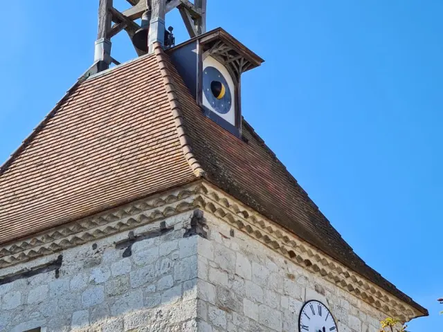 Tournon D Agenais Le Befroi Et Cadran Lunaire