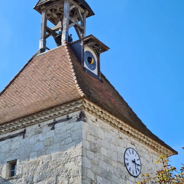 Tournon D Agenais Le Befroi Et Cadran Lunaire