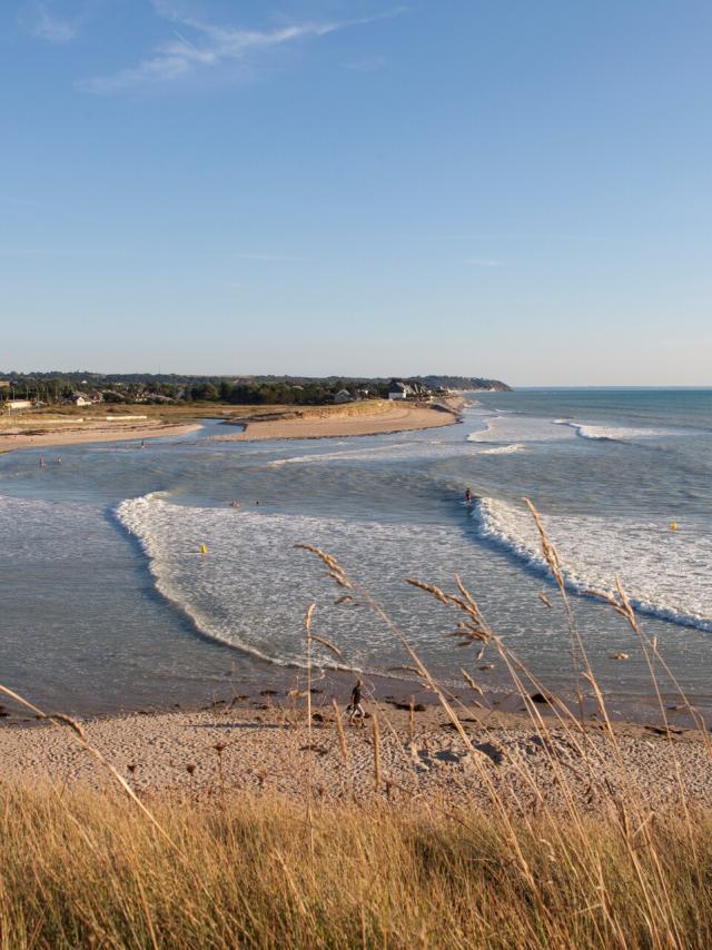 The mouth of the Thar and Kairon beach at Saint-Pair-sur-Mer