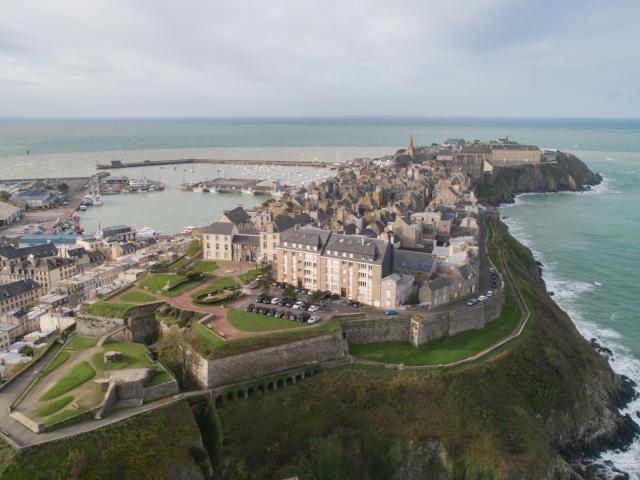 Vue aérienne de la Haute Ville de Granville