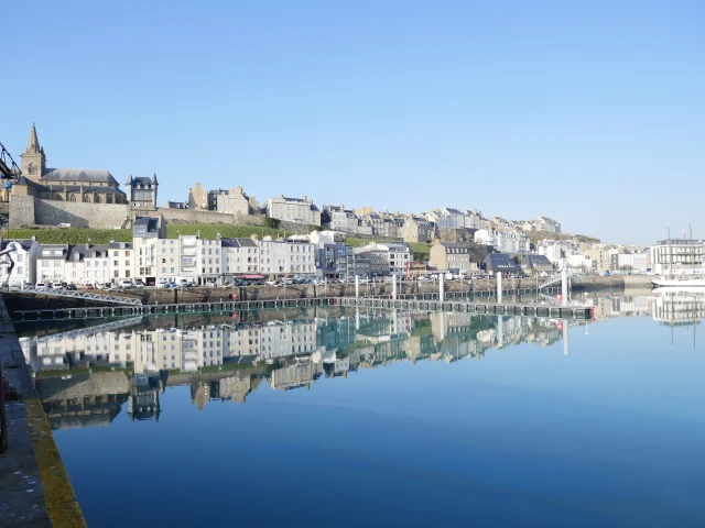 Le Port De Peche Estelle Cohier
