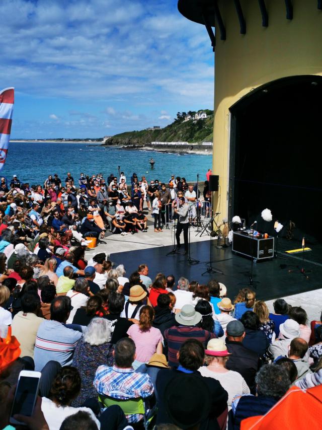 Aufführung des Festivals Sorties de Bain
