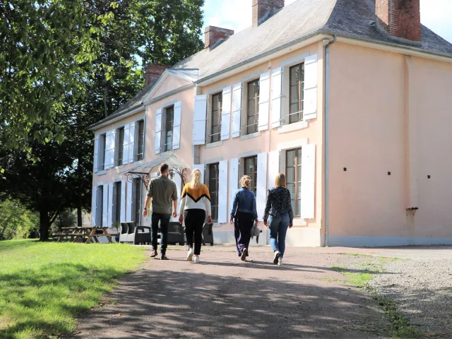 Unterkunft Gruppen Credit Otgtm Marie Claude Vergne 36665 1920px