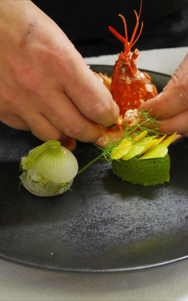 Experience Le Lobard Chez Le Chef Jonathan Datin Credit Otgtm Estelle Cohier 33694 1920px 4 1