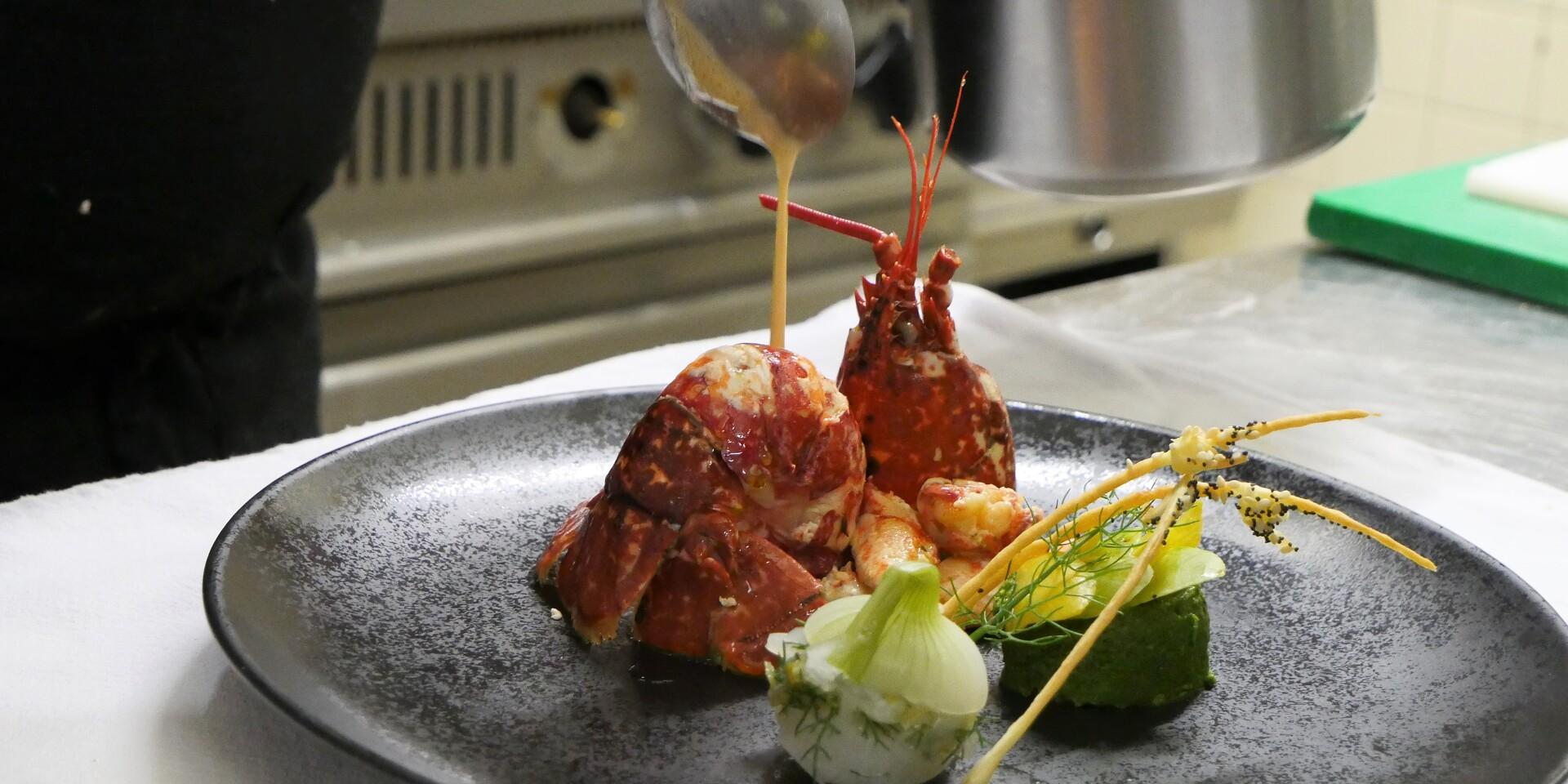 Experience Le Homard Chez Le Chef Jonathan Datin Credit Otgtm Estelle Cohier 33694 1920px 9