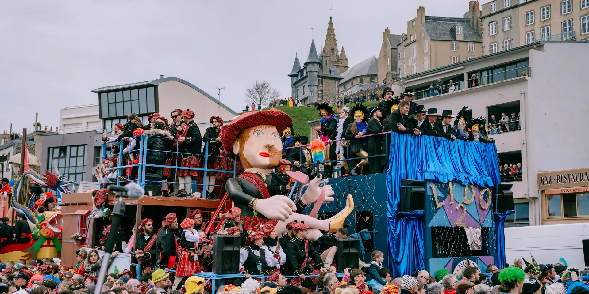 Karneval Von Granville Credit Otgtm Cecile Ballon 36918 1920px 1