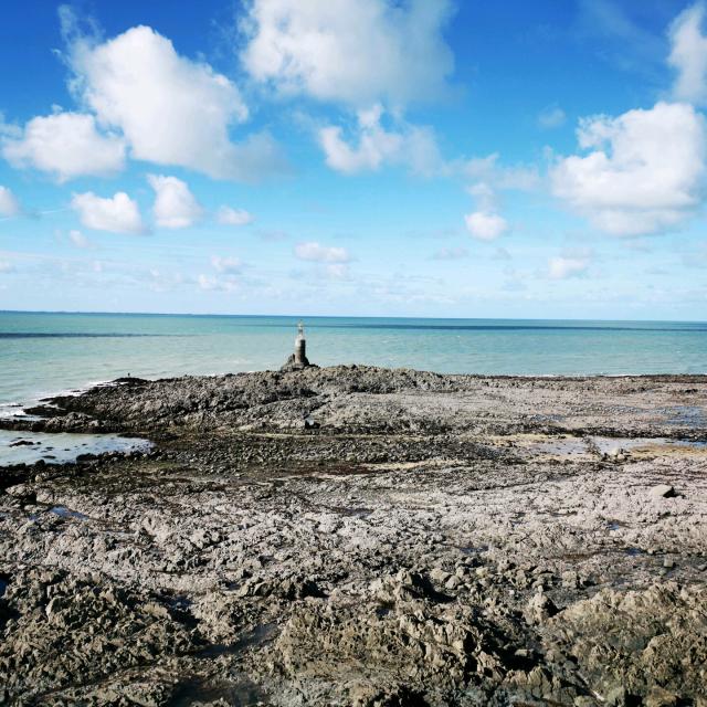 Sur Le Sentier Du Littoral A La Pointe Du Roc