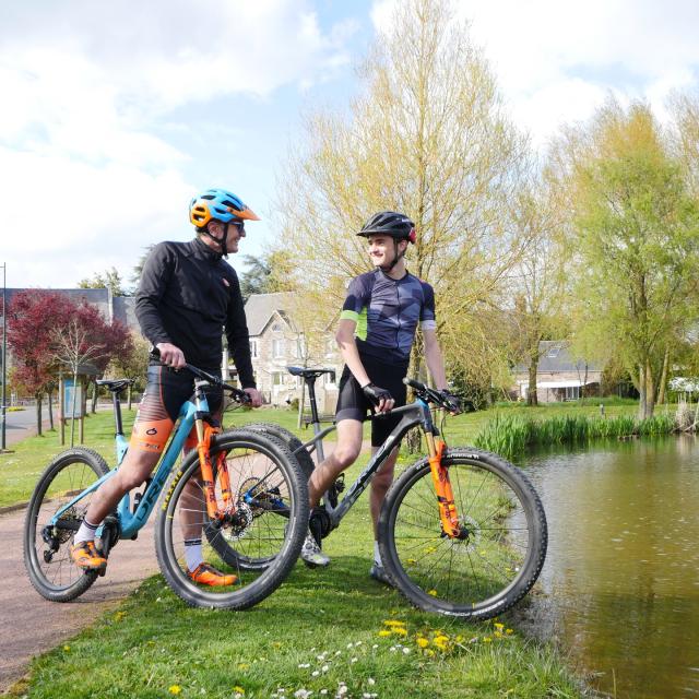 A Vtt Au Bord De L Etang D Hudimesnil Credit Otgtm Estelle Cohier 34248 1920px 1