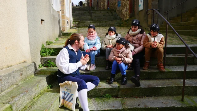 Visite Guidee En Hiver Pirates Et Corsaires A L'Assaut Des Remparts Credit Otgtm Estelle Cohier 37384 1920px 1