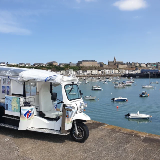 Tuk-tuk de l'Office de Tourisme