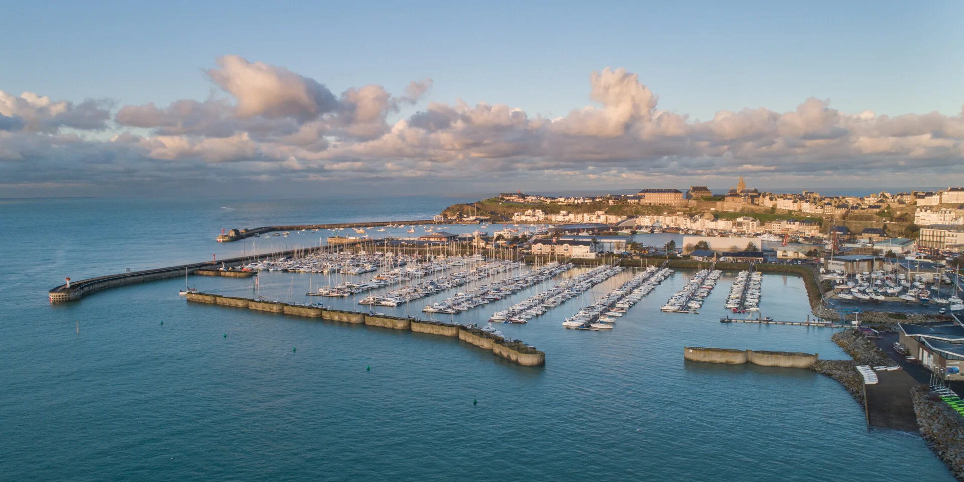 Le Port De Granville Credit Otgtm Philippe Fauvel 3772 1920px