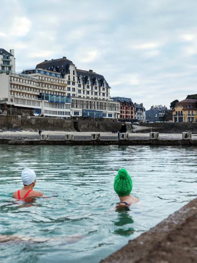 Bain En Eau Froide Avec L Association Au Bain Quotidien Credit Otgtm Lea Guillotte 37859 1920px 5