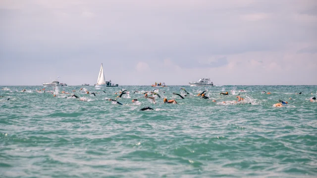 Le Tour Du Roc A La Nage Credit Otgtm Marin Guillou 37590