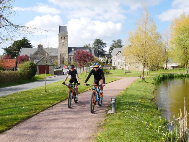 A Vtt Au Bord De L Etang D Hudimesnil Credit Otgtm Estelle Cohier 34248