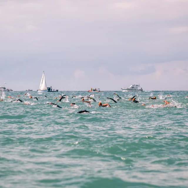 Le Tour Du Roc A La Nage Credit Otgtm Marin Guillou 37590 2