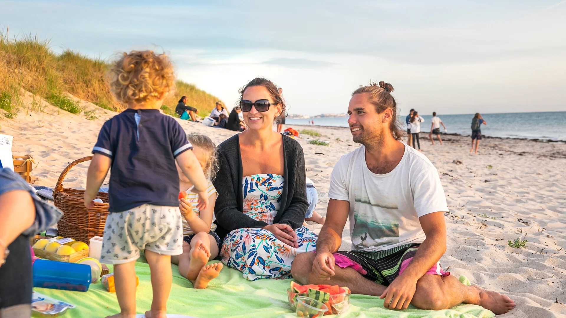Pique Nique Famille Plage Breville Sur Mer