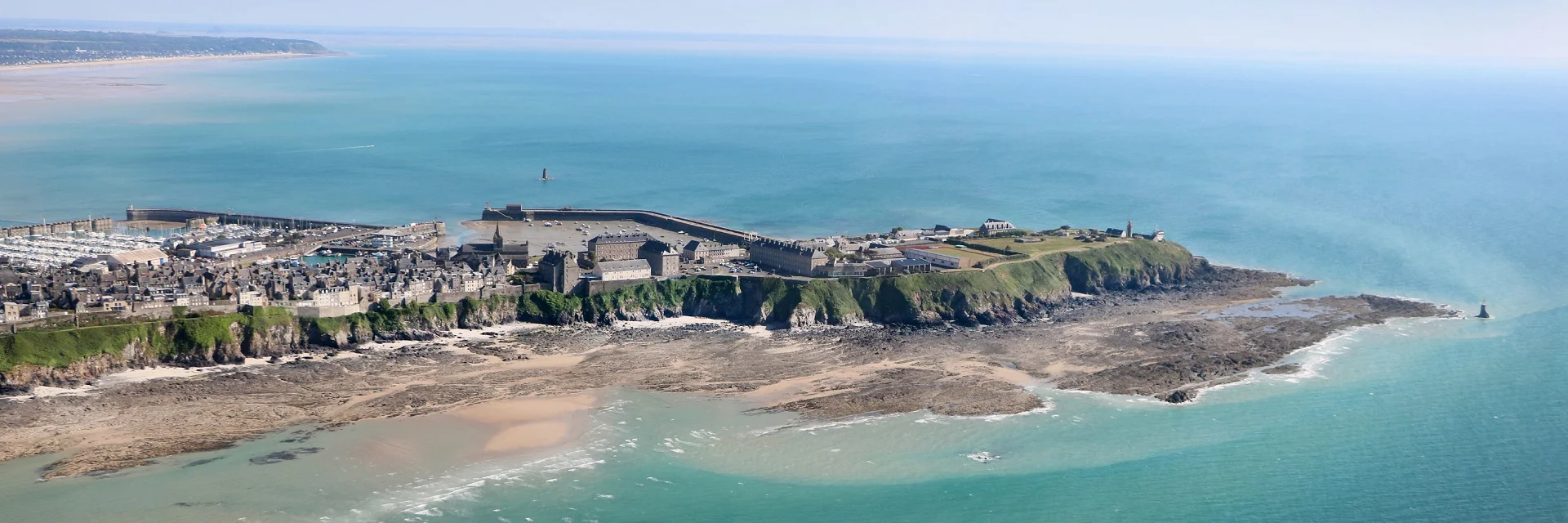 2025 08 Granville Vue Du Ciel Marie Claude Vergne